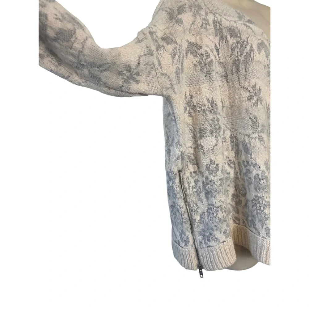 Free People Floral Jacquard Knit Side Zip Sweater‎ Cream Grey Womens Medium